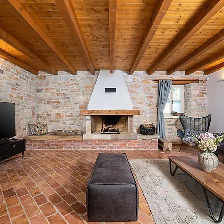 Holiday home Luxury Paolina With Private Pool
